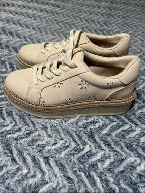 Dolce Vita Bliss Cream Canvas Platform Sneakers with Floral Cutouts